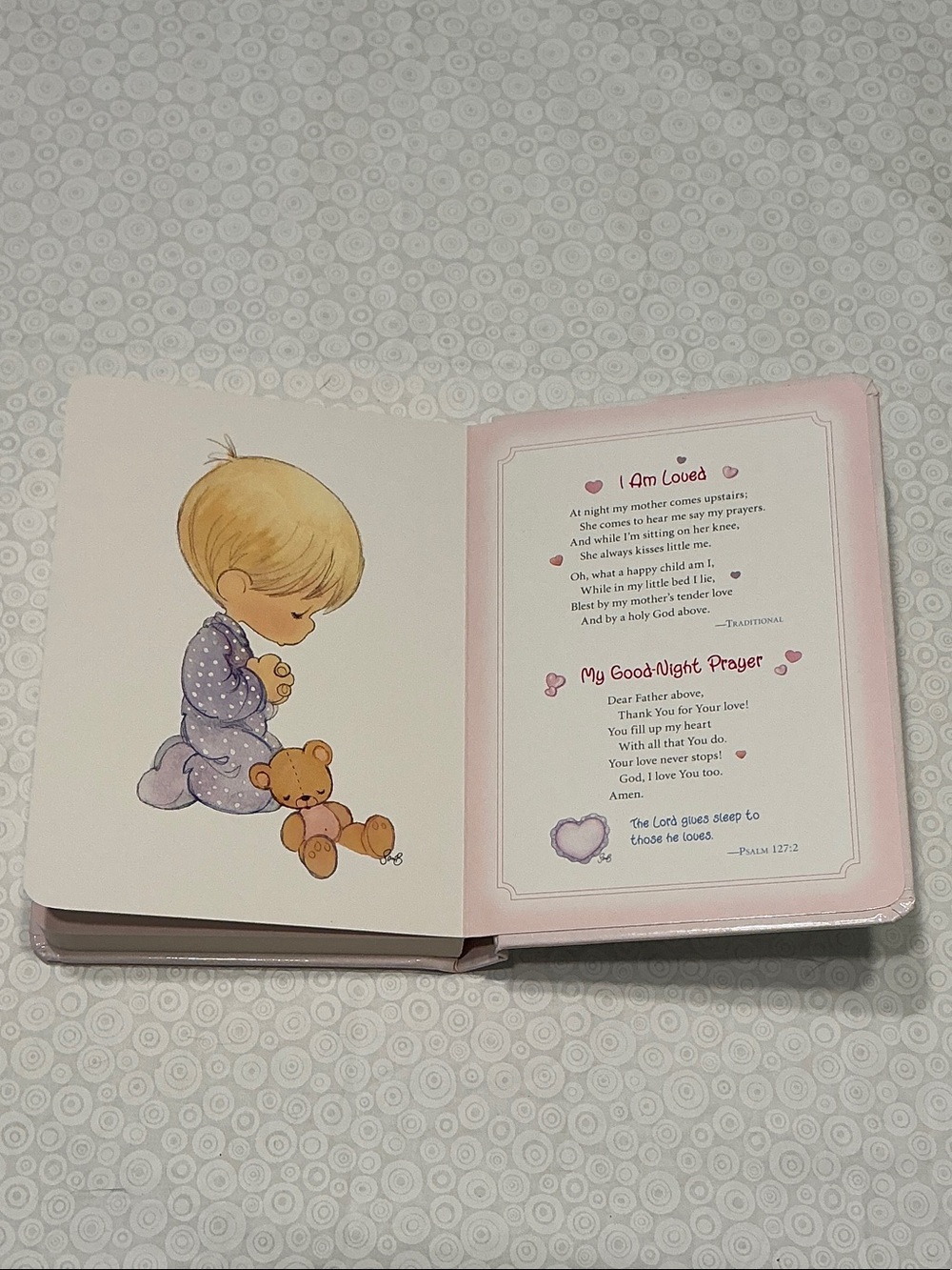 Precious Moments Children's Little Book of God’s Love 2016 - Picture 7 of 8